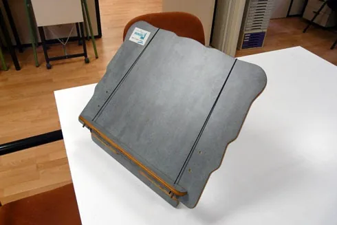 Photo: Desktop reading stand